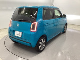 リアはプライバシーガラス付です。見た目もかっこいいですよね。また、太陽光を防ぐので冷房の効きを良くする効果もあるんです。エアコンを控えめにすれば燃費向上も見込めますよ。