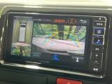 【パノラミックビューモニター】専用のカメラにより、上から見下ろしたような視点で360度クルマの周囲を確認することができます☆死角部分も確認しやすく、狭い場所での切り返しや駐車もスムーズに行えます。