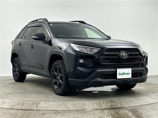 RAV4 2.0 アドベンチャー オフロードパッケージ II 4WD 本革シート