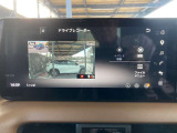 ナビ連動型、前後ドライブレコーダーを装備。万が一の際に映像を記録し、ナビモニターにて再生、確認を行う事が出来ます。又、駐車監視機能を搭載しておりますので、お車駐車中の当て逃げの際にも自動録画致します