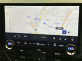 目的地設定がよりスムーズに。高精細な地図表示で、道に迷う心配なくドライブを楽しめます。直感的な操作で快適なカーナビゲーションを。