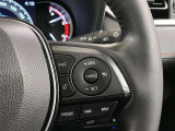 ステアリング右側のスイッチになります。全車追従機能付きクルーズコントロールが付いているので長距離運転も快適に運転できます。
