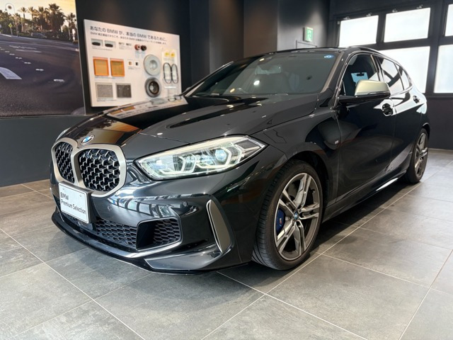 1シリーズ M135i xドライブ 4WD