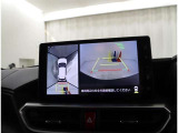 全周囲モニターで、周りを確認しながら安心して駐車することができます。運転初心者も熟練者も必須の機能ですよ!