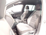 清潔で広々した座席です!是非、現車を見て体感してみてください。