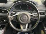 【純正革巻きステアリング】上質な革を使用することで、手にしっかり馴染みとても運転しやすいハンドルです♪