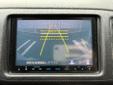 バックでの駐車が苦手な方や運転にあまり自信のない方でも後方の視界をしっかりサポート。安心して車庫入れが出来るバックカメラを装備しています!