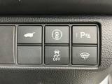 電動リアゲート、VSA、障害物センサー、Fガラス熱線スイッチ、万が一の時にあると心強いHセンシング機能-路外逸脱抑制機能・歩行者事故低減ステアリング・BSI・踏み間違い衝突軽減システム・CMBSです!