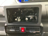 納車前にはプロのメカニックが、各部の点検を行います。ディーラーにしか出来ない品質、そしてサービスできっと満足していただけると思います!