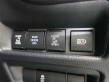 ワンタッチで簡単にスライドドアを開閉できます