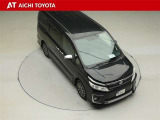 両側パワースライドドア付きだから、狭い駐車スペースなどでの乗り降りラクラク♪小さなお子さまのいるご家庭には嬉しい装備です。
