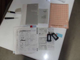 説明書、メンテナンスノート、リ券、記録簿、スマートキー2本あります。