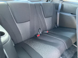 3列目シートも確保されており、多くの方を乗せられます。いざという時の荷物スペースとしても活用でき、実用性も高いです。