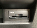 今では必需品のETCもパネルデザインにフィットするビルトインタイプなので、見た目もスッキリとしています