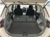 ■2列目シートを倒すと広々とした荷室になります!
