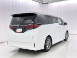 走りにこだわりながら収納力も持ち合わせたお車です。荷物を載せて軽快なドライブを楽しめますよ♪