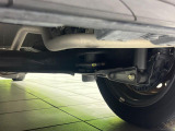 お車を安心してお乗りいただく為には、足回りの定期点検が欠かせません。サービスサポート(有償保証)では無料点検もご提供しており、安心のカーライフをお過ごしいただけるサポート体制が整っています。