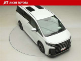 両側パワースライドドア付きだから、狭い駐車スペースなどでの乗り降りラクラク♪小さなお子さまのいるご家庭には嬉しい装備です。