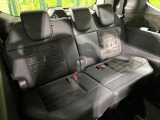 3列目シートはもちろん状態良好☆大人でもゆったりと座って頂けますので、大人数でのお出かけもラクラクです♪ご家族で、気の知れた仲間で、ドライブに行くのが楽しみですね♪