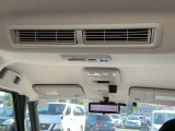 後席用サーキュレーター付きで車内も快適です