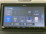 多様なソースに対応したオーディオ画面で、お好みの音楽を楽しみながらドライブできます。クリアな音質で快適なドライブを。
