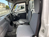 お車の知識がなくても大丈夫です!皆様のご来店をスタッフ一同、心よりお待ちしております。