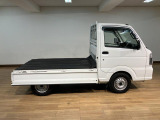 全車両を第三者機関に鑑定を依頼し、鑑定証明書も発行した認定中古車です。納車前には点検整備も実施します。