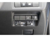 【ETC】 ETCを装備していれば、暑い日や寒い日、雨の日も窓を開ける必要がないので快適ドライブが楽しめます。