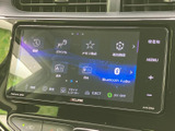 お気に入りの音楽を高品質なサウンドで楽しめます。Bluetooth接続にも対応しており、スマートフォンとの連携も簡単です。車内でのエンターテイメントが充実します。