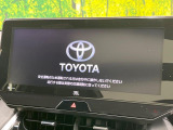 【12.3インチワイドナビ】高級感とインパクトのある大型ワイドナビを装備。各種オーディオ操作はもちろん、横長ワイド画面でのマップ2分割表示など、利便性も高いナビです♪