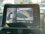 アラウンドビューモニターが、駐車をサポートしてくれますよ!