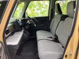 シンプルで操作しやすいインストルメントパネルです。必要な情報が視認しやすく、安全運転をサポートします。
