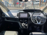 セレナ 1.2 e-POWER ハイウェイスターV 