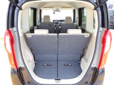 ◆定員乗車時のカーゴルームです。普段のお買い物の荷物やたくさんの収納が可能です。