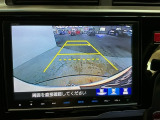 後方確認が便利なバックカメラ搭載、駐車時も安心です!!