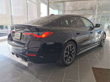 BMWプレミアムセレクション前橋では、高年式低走行モデルからMモデル、年式が経ちなかなかディーラーでは見かけないモデルまで幅広いラインナップで認定中古車を取り扱っております。品質に自信があります。