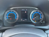視認性の高いメーターで運転情報を的確に把握できます!