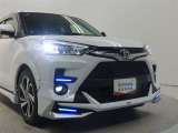 高輝度で点灯速度が速く、しかも消費電力の少ないLEDヘッドライトが装備されています!LEDの明るい光が走行中の視界の確保をサポートして、夜のドライブがより楽しく安全に運転できます♪