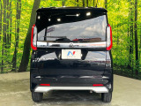 安心の最長10年・走行無制限保証(有償)をご用意。保証内容も充実はもちろん、無料点検&オイル交換や、年中無休の全国・24時間ロードサービスも付帯されておりますのでご安心下さい。