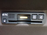 ■【ETC車載器】が装備されています。セットアップをしてお渡しとなり、ETCカードを差し込むだけで高速道路の利用が可能です。