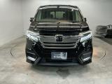 一目見てホンダ車だとわかるカッコいいフロントマスクです!