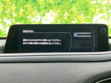 安全のため、走行中は操作を控えるよう促す表示がされています。運転に集中できる環境が確保されています。