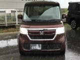 お客様に安全で快適なカーライフをお送りいただくために、中古車にも高いレベルの品質基準を設け、その基準に従って、全ての中古車について納車前整備を実施しています。