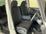 当車両は、次のお客様に気持ちよくお乗りいただくため、専門スタッフによる【徹底シートクリーニング】を施工済みです!