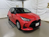 広々とした車内空間に優れた燃費性能。更にデザインも上質で人気のお車です!