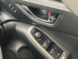 視認性の高いメーター類で、運転に必要な情報を的確に把握。運転状況を常に把握でき、安全運転をサポートします。運転に集中できる環境です。
