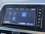 お気に入りの音楽を最高の音質で。様々なソースに対応し、快適なドライブ空間を演出します。直感的な操作で、簡単に音楽を楽しめます。