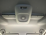 【天井サーキュレーター】エアコンの風を後部座席まで届けてくれ、広い車内空間でも素早く快適な温度になります♪真夏や真冬に便利な機能です。