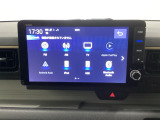 ドライブの必需品。見やすい・使いやすいHonda純正のメモリーナビを搭載。Bluetooth機能もついているのでお持ちのスマートフォンと連携させて、さらに便利に利用が可能です。