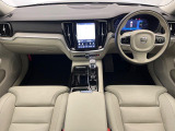 V60 ウルトラ T6  AWD プラグインハイブリッド 4WD 